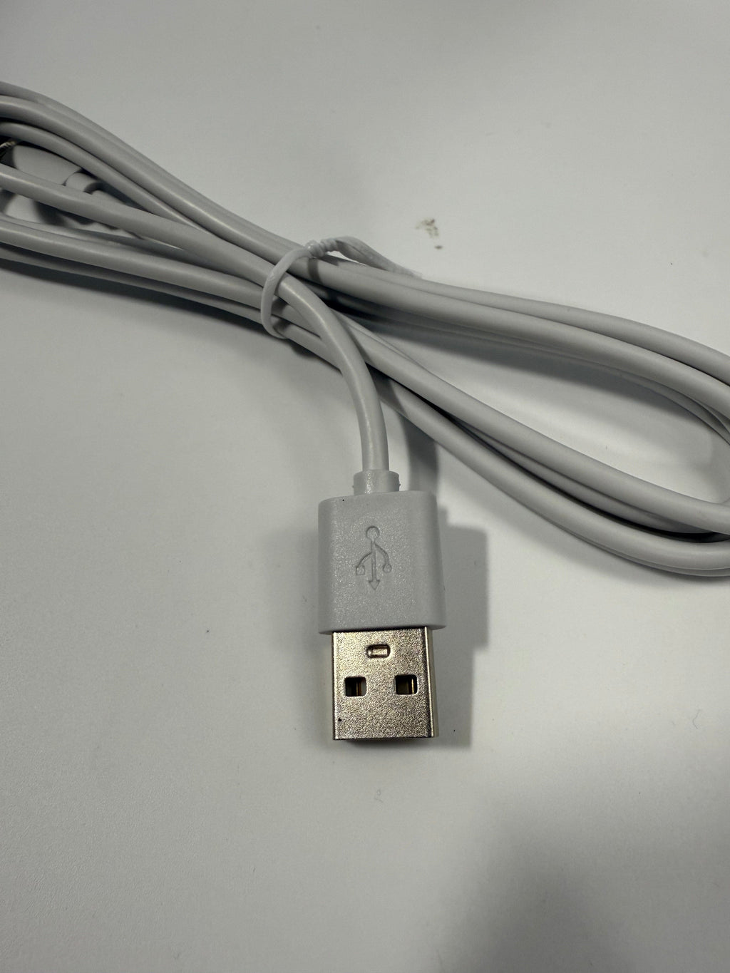Guardian Avionics Cables MFi Certified Lightning to USB-A Cable, 1.1 m / 3.6 ft, White 52-5 MFi Certified Lightning to USB-A Cable, 1.1 m / 3.6 ft, White
